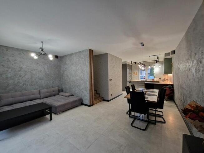 Nowoczesny, przestronny segment Kobyłka