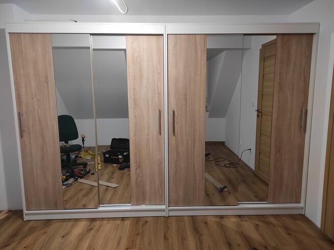 Układanie paneli podłogowych, montaż mebli