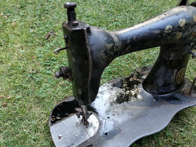 Stara maszyna do szycia Singer