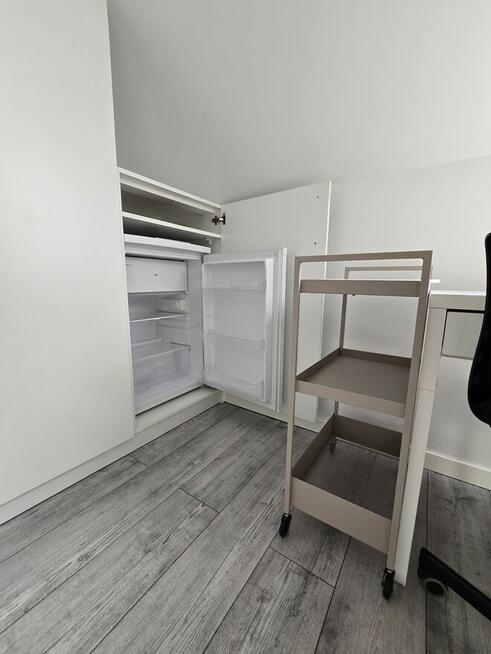 Wynajmę pokój jednoosobowy blisko lotniska, Zabierzowa, Rząs