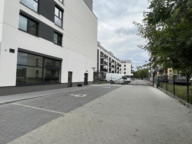 3 pokoje nowy blok, garaż miejsce parkingowe, komórka