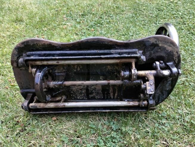 Stara maszyna do szycia Singer