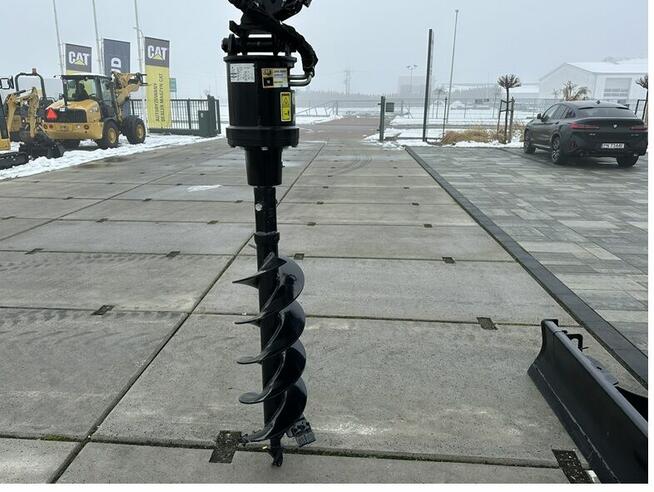 FABRYCZNIE NOWA MINIKOPARKA CATERPILLAR 302.7 CR