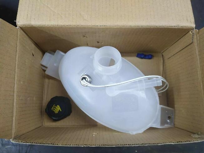 Zbiornik wyrównawczy z czujnikiem - Master 3/Movano B/NV400