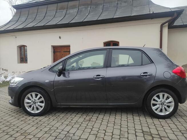 Toyota Auris 1.4b 2009