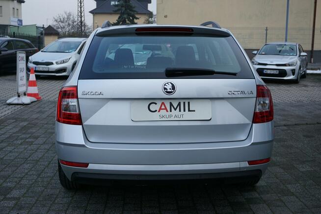 Škoda Octavia Polski Salon, Jeden Użytkownik, Zadbana, Ekonomiczna, Rok Gwarancji,