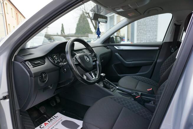 Škoda Octavia Polski Salon, Jeden Użytkownik, Zadbana, Ekonomiczna, Rok Gwarancji,