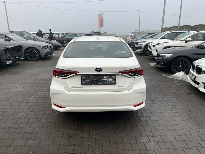 Toyota Corolla Hybryda Automat Klimatronik Kamera 140KM