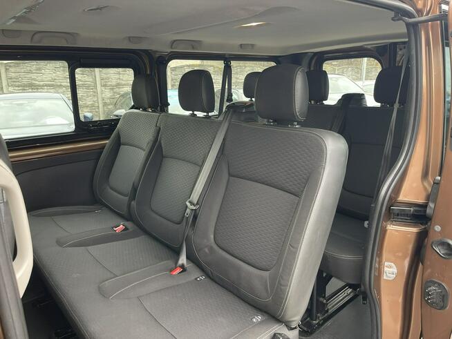 Opel Vivaro Klimatyzacja 9 osobowy Czujniki parkowania125KM