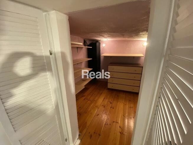 Mokotowska dwupoziomowe z garderobą