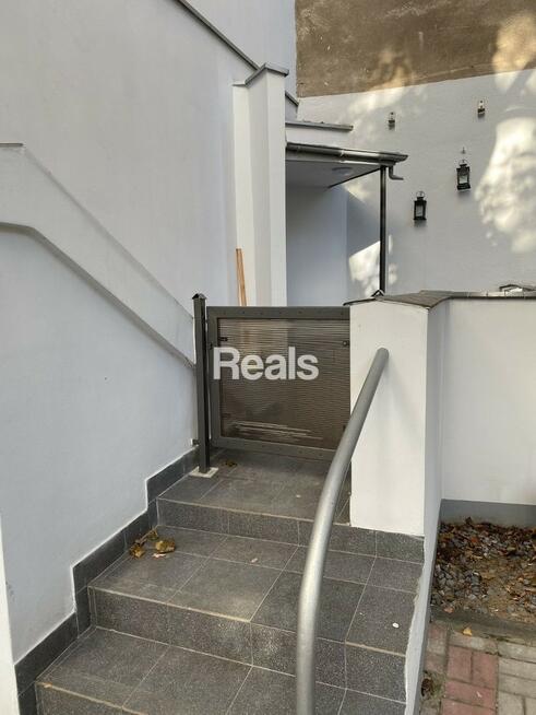 Mokotowska dwupoziomowe z garderobą