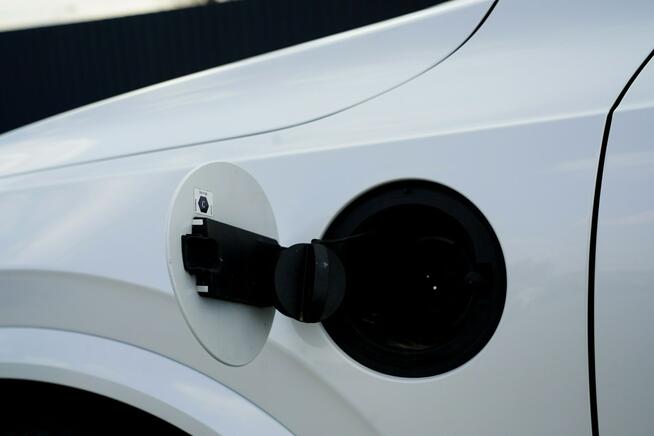 Volvo XC 90 RECHARGE panorama FUL LED 7-os wentylacja nawi KAMERY pneumat MAX OP.