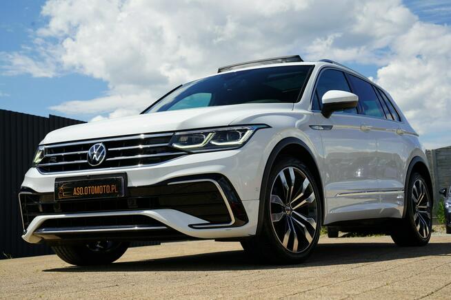 Volkswagen Tiguan R-LINE SKÓRA panorama ACC blis grzane fotele kamery 360 FUL LED matrix