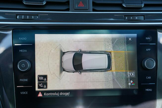 Volkswagen Tiguan R-LINE SKÓRA panorama ACC blis grzane fotele kamery 360 FUL LED matrix