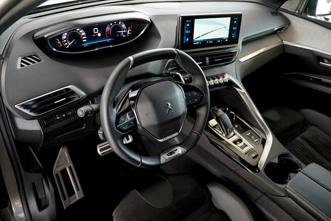 Peugeot 5008 GT kamery Skora Nawi blis GRIP CONTROL masaze ACC sam parkuje MAX OP.