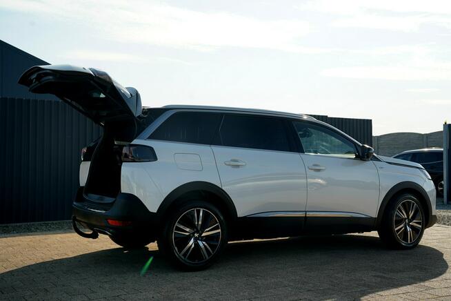 Peugeot 5008 GT kamery Skora Nawi blis night vision PANORAMA masaze ACC sam parkuje