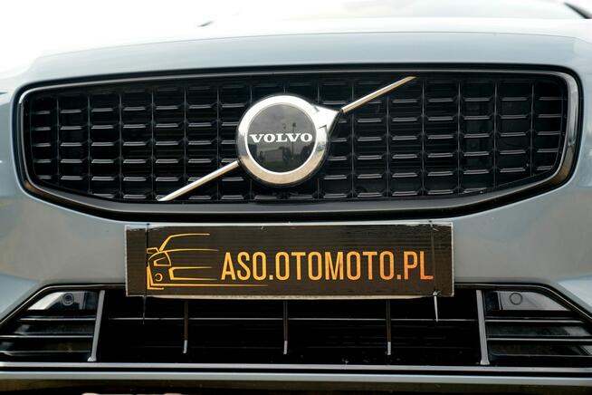 Volvo V60 R DESIGN acc FUL LED skóra nawi ALUSY el.klapa hak NOWY MODEL
