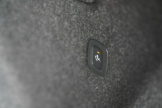 Volvo XC 40 RECHARGE nawi ful led SKÓRA panorama HARMAN KARDON el.klapa kamera hak