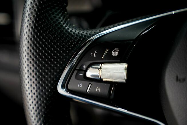 Škoda Kodiaq SPORTLINE acc kamera FUL LED skóra PANORAMA zawieszenie ADC manetki F1