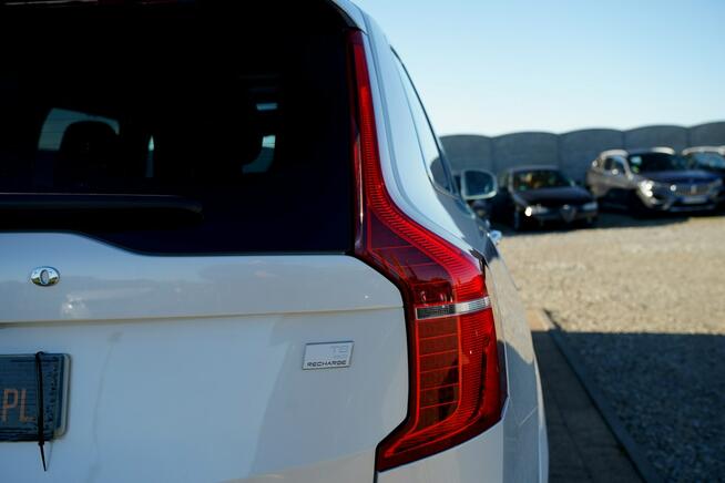 Volvo XC 90 RECHARGE panorama FUL LED 7-os hak el.alarm KAMERY 360 pneumat acc MAX