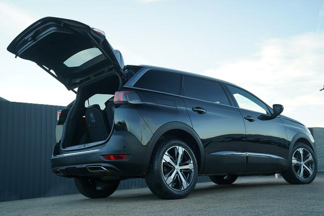 Peugeot 5008 GT kamery Skora adc Nawi blis FUL LED grip control ACC sam parkuje MAX