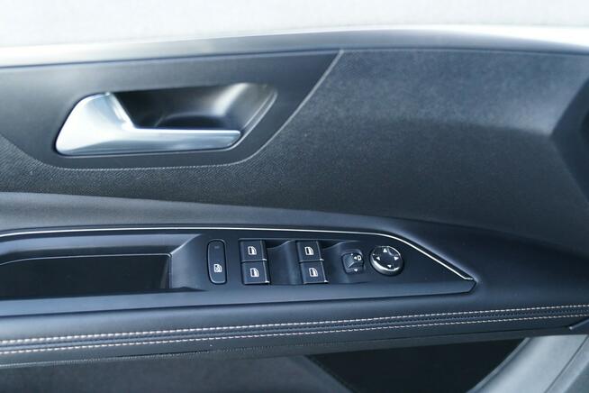 Peugeot 5008 GT kamery Skora adc Nawi blis FUL LED grip control ACC sam parkuje MAX