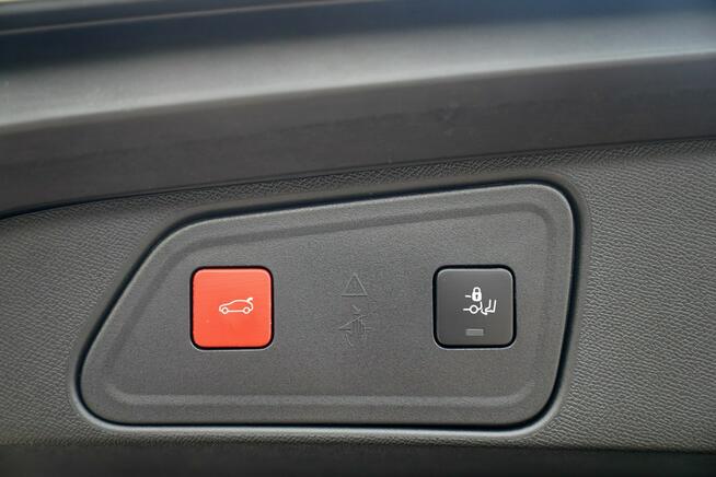 Peugeot 3008 GT ful led skóra masaze ACC kamery EL.KLAPA nawi blis sam parkuje 4x4