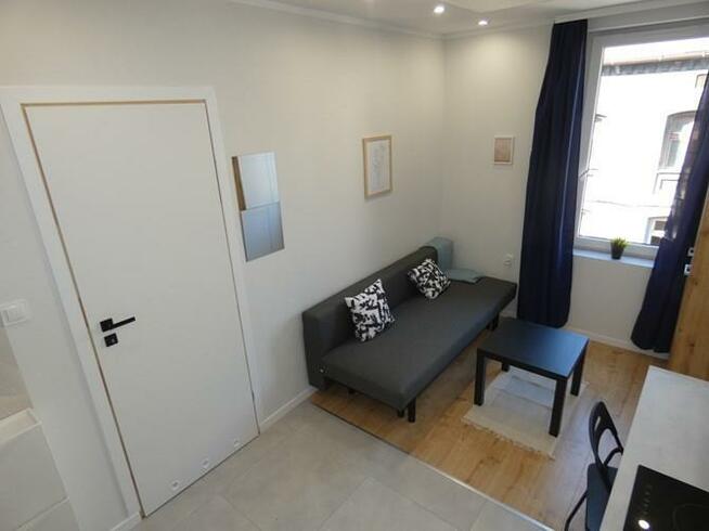 Kawalerka przyjazna zwierzętom, Cmentarna 24