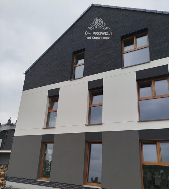 Piękne 2pok.mieszkanie z ogródkiem/miejsce postojowe oraz komórka w cenie.