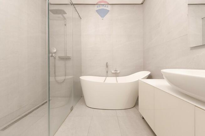 Top, 12m2 loggia, klima, koło Próżnej