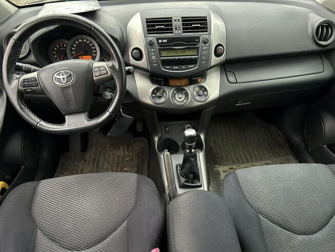 Rav-4 2.0 Premium 158km 4X4 hak CLIMATRONIC serwis BEZYWPADEK 2009