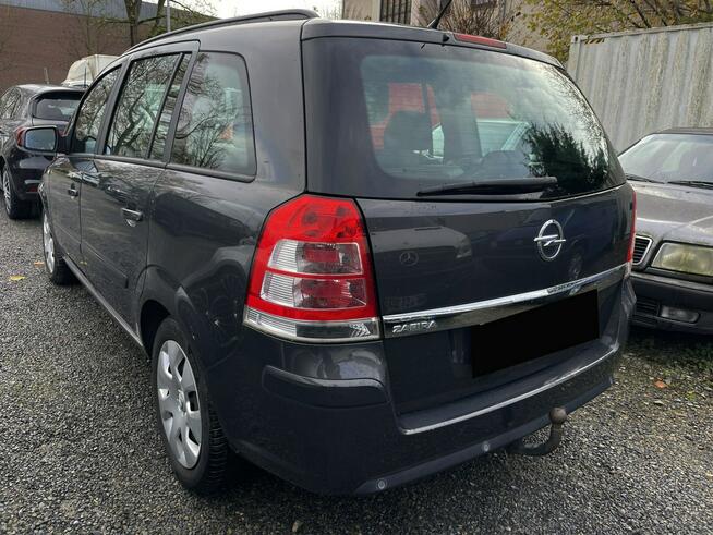 Zafira 1.8 benzyna Family 140km pdc 7 foteli SERWIS 2014