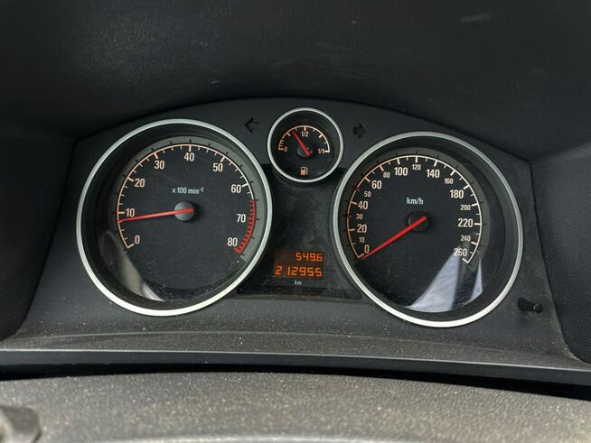 Zafira 1.8 benzyna Family 140km pdc 7 foteli SERWIS 2014