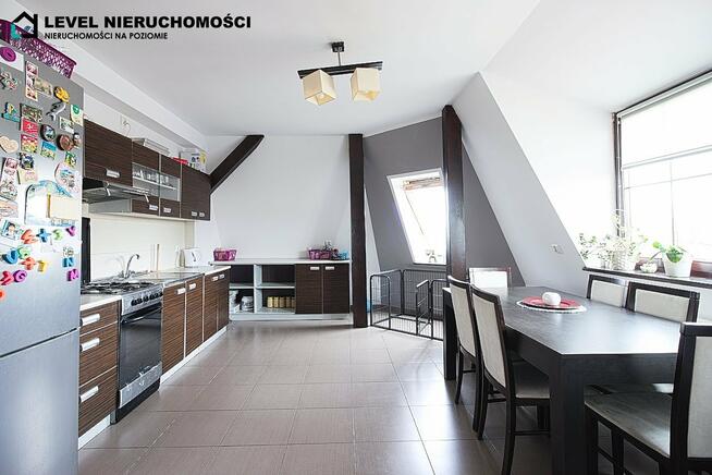 Trzypokojowe mieszkanie przy starówce