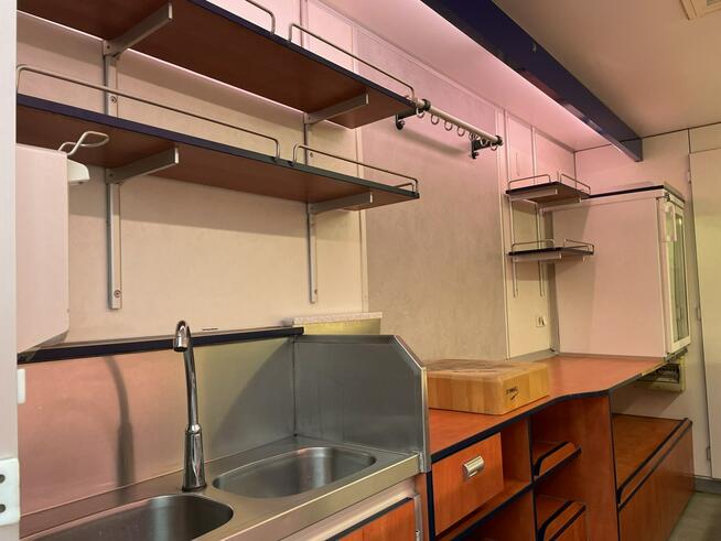 Fiat Ducato Autosklep wędlin Gastronomiczny Food Truck Foodtruck Sklep Borco 3500