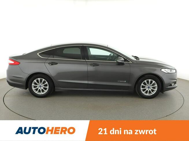 Ford Mondeo HEV navi klima auto grzane fotele czunkiki parkowania