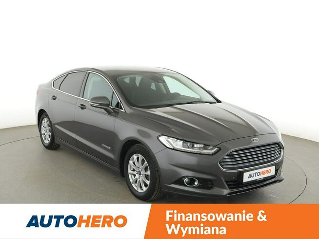 Ford Mondeo HEV navi klima auto grzane fotele czunkiki parkowania