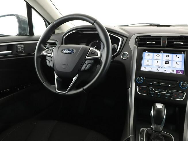Ford Mondeo HEV navi klima auto grzane fotele czunkiki parkowania