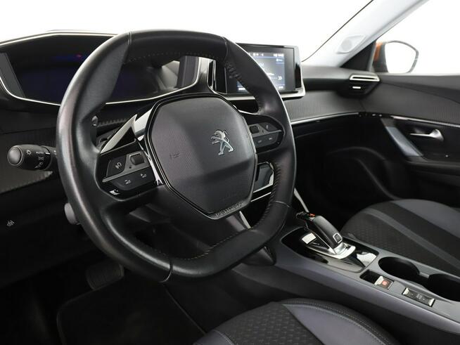 Peugeot 2008 Allure automat virtual kamera tempomat LED