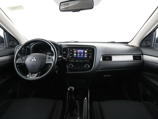Mitsubishi Outlander niski przebieg kamera grzane fotele tempomat