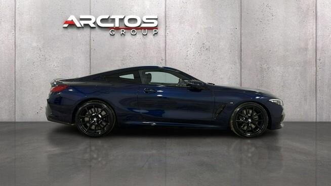 M850i xDrive Salon PL 215.360netto skrętna oś tylna