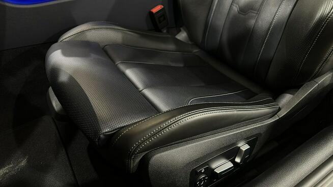 M850i xDrive Salon PL 215.360netto skrętna oś tylna