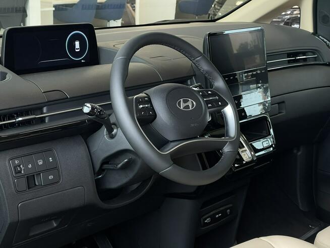 STARIA HEV 9s 1.6 T-GDI 215KM 6AT SMART VIP -wyprzedaż rocznika 2024