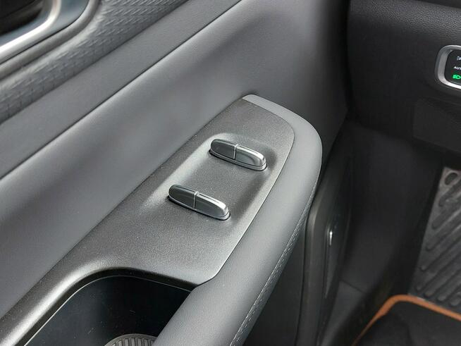 Jaecoo 7 Super Hybrid PHEV 1.5 T-GDI (143 KM + EE 204 KM) EXCLUSIVE 2025