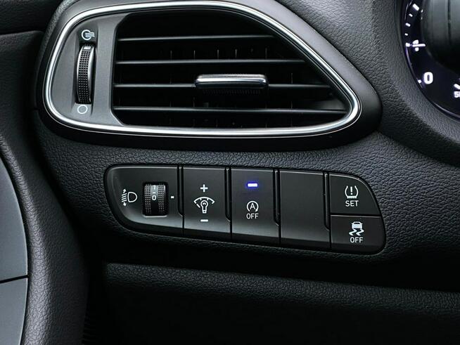 Hyundai i30 1.5DPI 110KM Classic + ALU Gwarancja 2026r Salon Polska FV23%