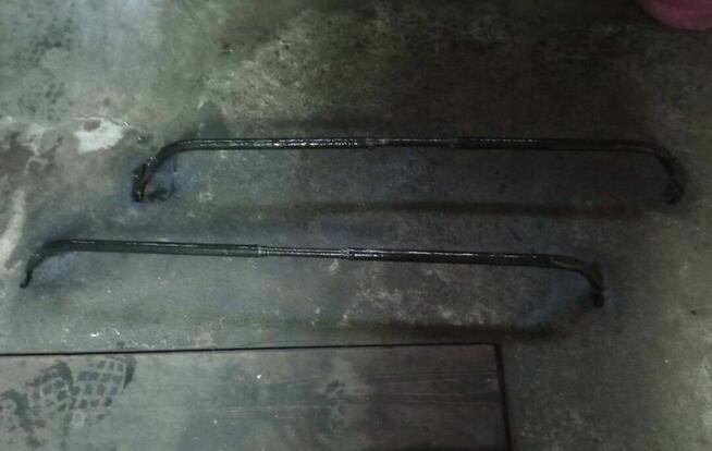 Aluminiowe relingi dachowe do starych aut