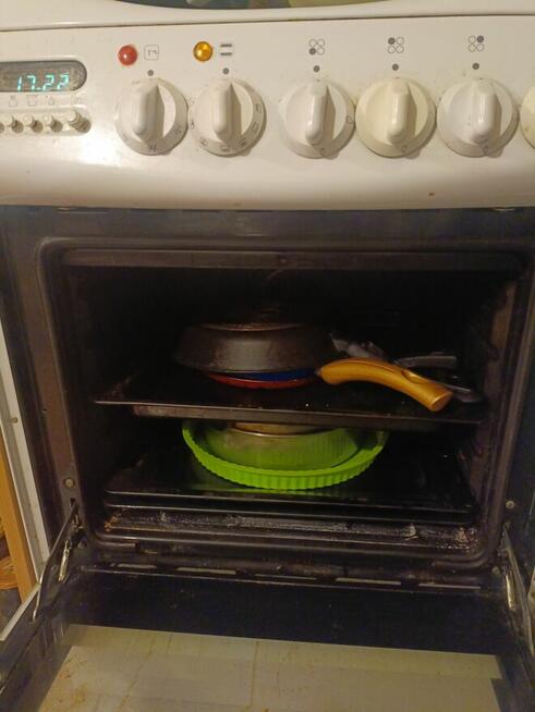 Kuchnia elektryczno - gazową firmy Amica