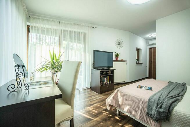 Rodzinny dom z ogrodem- Wiśniowa Góra