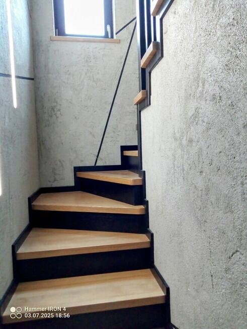 Schody drewniane stolarz