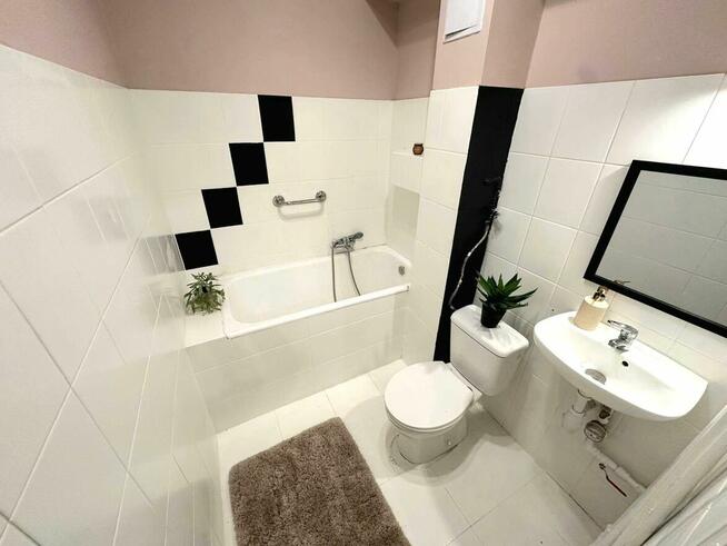 Urocza Kawalerka tuz obok Manufaktury i Placu Wolności